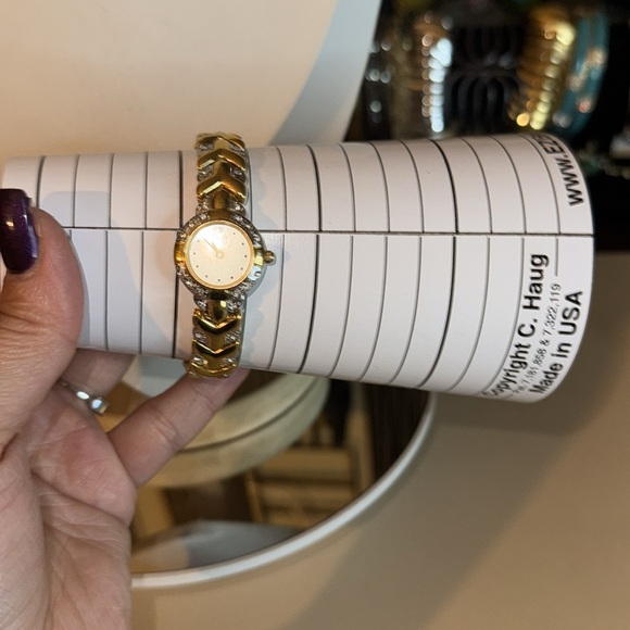 Caravelle Bulova Women's Watch - Picture 3 of 5